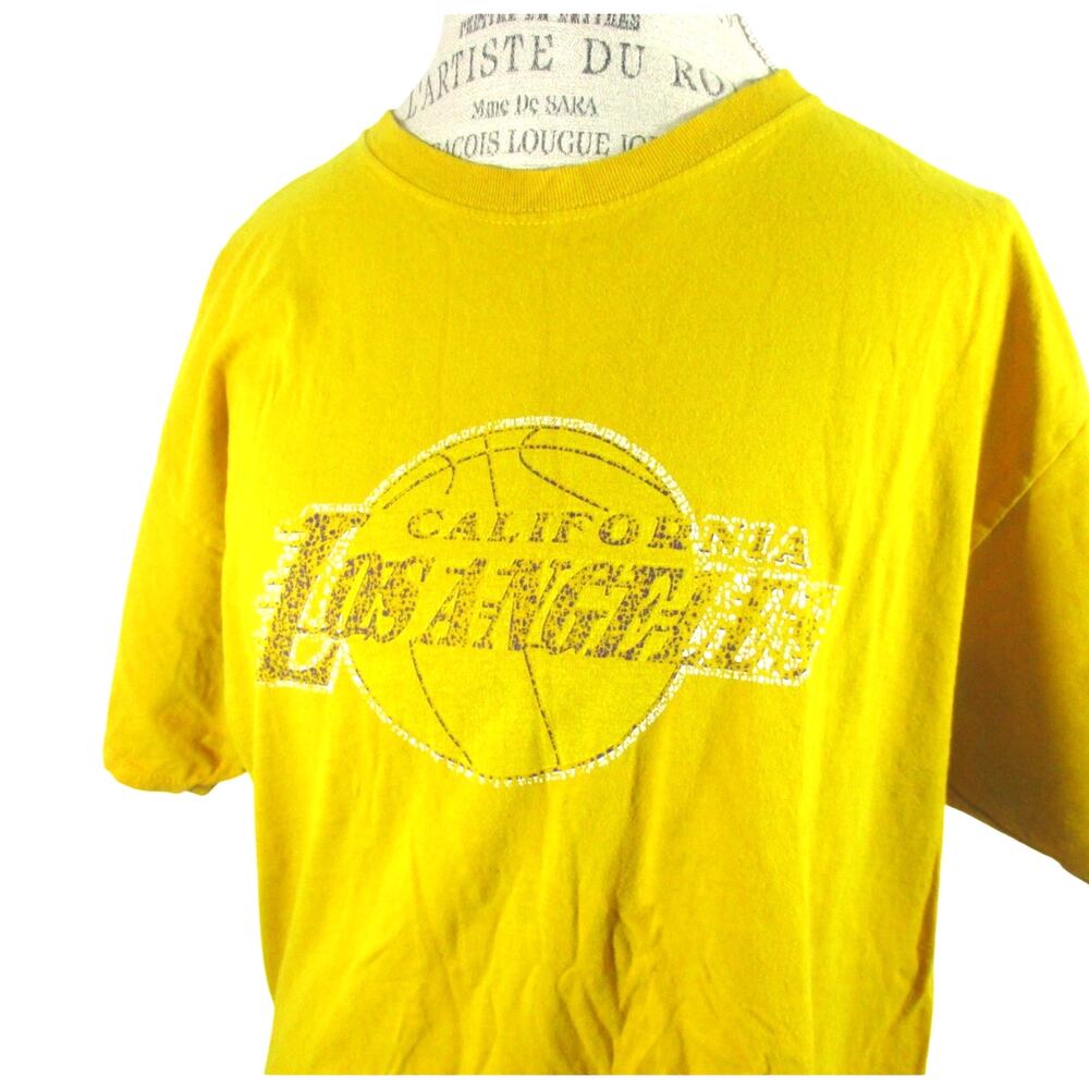 Vintage California Los Angeles Lakers Extra Worn Faded Tshirt Large